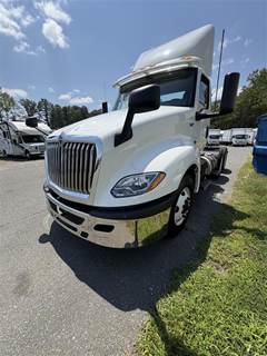International LT625 Day Cab Truck - 400HP, 10 Speed Automatic