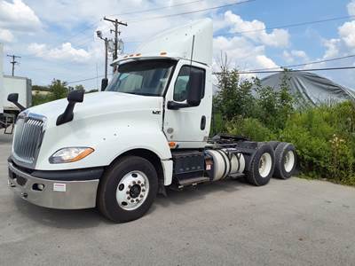 International LT625 Day Cab Truck - 400HP, 10 Speed Automatic
