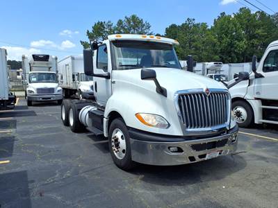 International LT625 Day Cab Truck - 430HP, 10 Speed Automatic