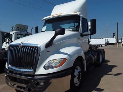 International LT625 Day Cab Truck - 400HP, 10 Speed Automatic