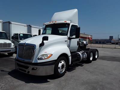 International LT625 Day Cab Truck - 400HP, 10 Speed Automatic