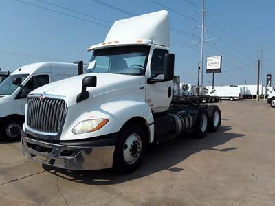 International LT625 Day Cab Truck - 430HP, 10 Speed Automatic