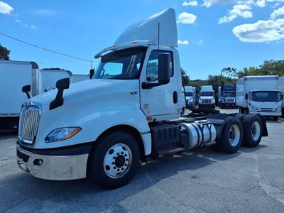 International LT625 Day Cab Truck - 400HP, 10 Speed Automatic