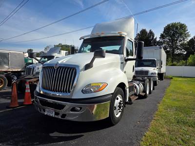 International LT625 Day Cab Truck - 400HP, 10 Speed Automatic