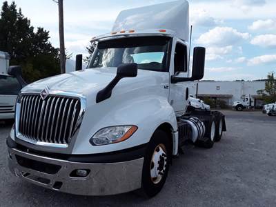 International LT625 Day Cab Truck - 400HP, 10 Speed Automatic