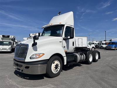 International LT625 Day Cab Truck - 400HP, 10 Speed Automatic