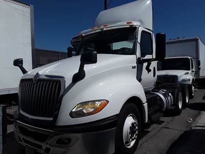 International LT625 Day Cab Truck - 400HP, 10 Speed Automatic