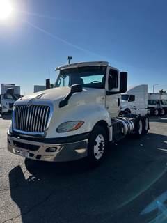 International LT625 Day Cab Truck - 430HP, 10 Speed Automatic