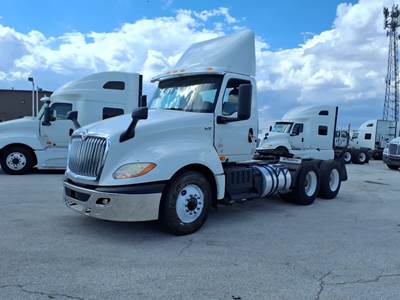 International LT625 Day Cab Truck - 400HP, 10 Speed Automatic