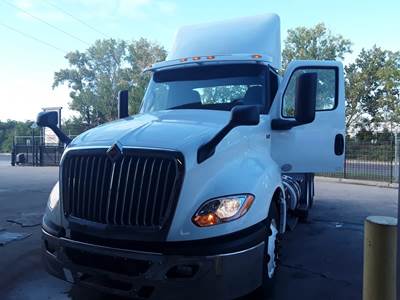 International LT625 Day Cab Truck - 400HP, 10 Speed Automatic