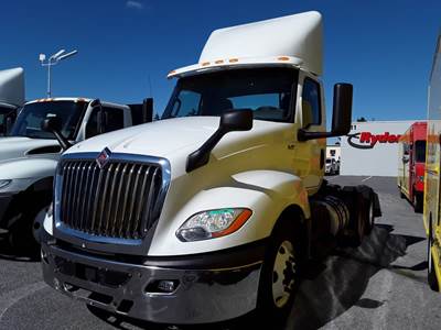 International LT625 Day Cab Truck - 430HP, 10 Speed Automatic