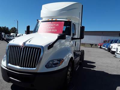 International LT625 Day Cab Truck - 400HP, 12 Speed Automatic