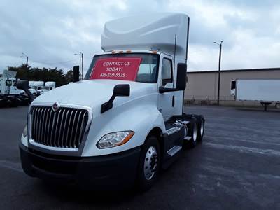 International LT625 Day Cab Truck - 400HP, 12 Speed Automatic