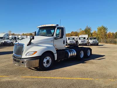 International LT625 Day Cab Truck - 400HP, 10 Speed Automatic