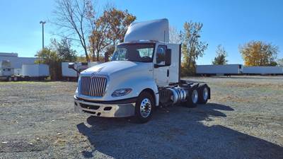 International LT625 Day Cab Truck - 400HP, 10 Speed Automatic