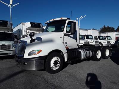 International LT625 Day Cab Truck - 400HP, 10 Speed Automatic