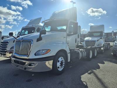 International LT625 Day Cab Truck - 430HP, 10 Speed Automatic
