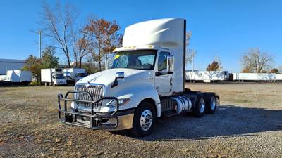International LT625 Day Cab Truck - 400HP, 10 Speed Automatic