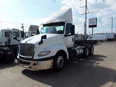 International LT625 Day Cab Truck - 400HP, 10 Speed Automatic