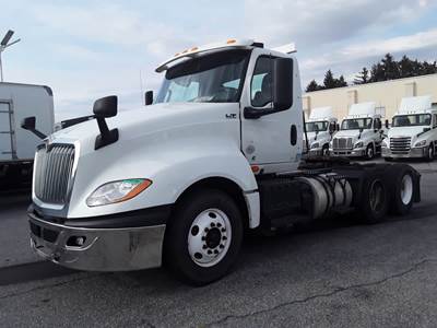 International LT625 Day Cab Truck - 400HP, 10 Speed Automatic