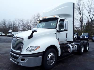 International LT625 Day Cab Truck - 400HP, 10 Speed Automatic