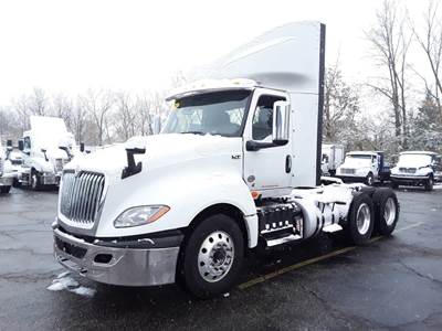 International LT625 Day Cab Truck - 450HP, 10 Speed Automatic