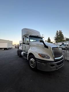 International LT625 Day Cab Truck - 400HP, 10 Speed Manual