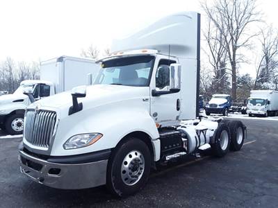 International LT625 Day Cab Truck - 450HP, 10 Speed Automatic