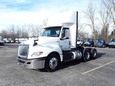 International LT625 Day Cab Truck - 450HP, 10 Speed Automatic
