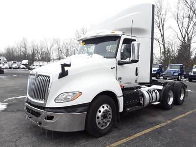 International LT625 Day Cab Truck - 450HP, 10 Speed Automatic