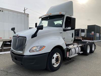 International LT625 Day Cab Truck - 400HP, 10 Speed Automatic