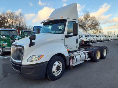 International LT625 Day Cab Truck - 400HP, 10 Speed Automatic