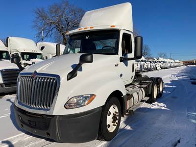 International LT625 Day Cab Truck - 400HP, 10 Speed Automatic