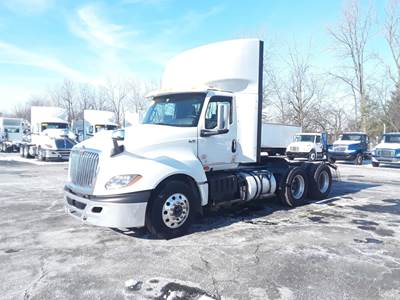 International LT625 Day Cab Truck - 450HP, 10 Speed Automatic