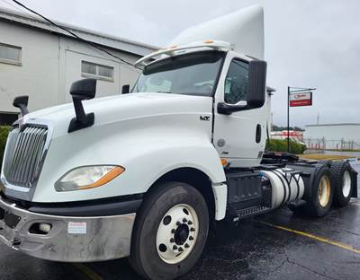 International LT625 Day Cab Truck - 430HP, 10 Speed Automatic