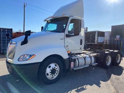 International LT625 Day Cab Truck - 400HP, 10 Speed Automatic