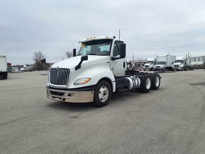 International LT625 Day Cab Truck - 400HP, 10 Speed Automatic