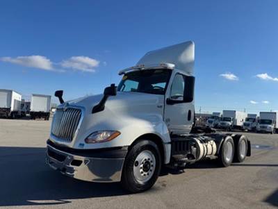 International LT625 Day Cab Truck - 400HP, 10 Speed Automatic