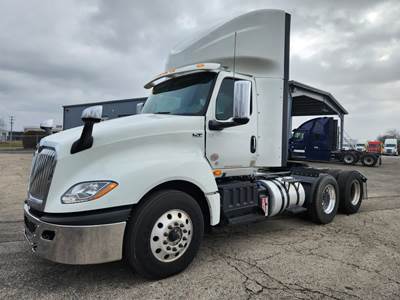 International LT625 Day Cab Truck - 450HP, 10 Speed Automatic