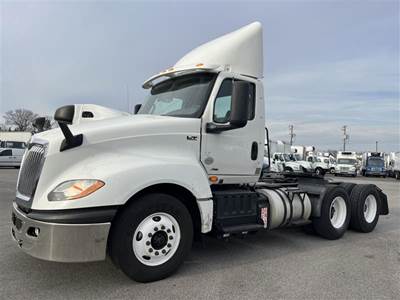 International LT625 Day Cab Truck - 430HP, 10 Speed Automatic