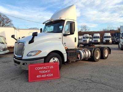 International LT625 Day Cab Truck - 500HP, 13 Speed Automatic
