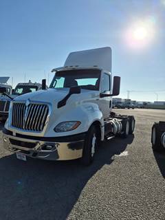 International LT625 Day Cab Truck - 430HP, 10 Speed Automatic