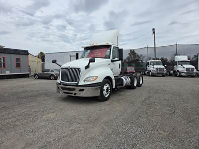 International LT625 Day Cab Truck - 400HP, 10 Speed Automatic