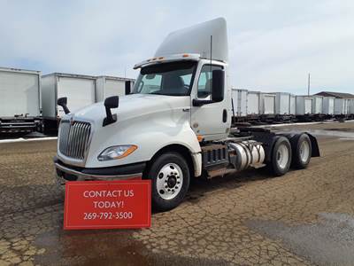International LT625 Day Cab Truck - 400HP, 10 Speed Automatic