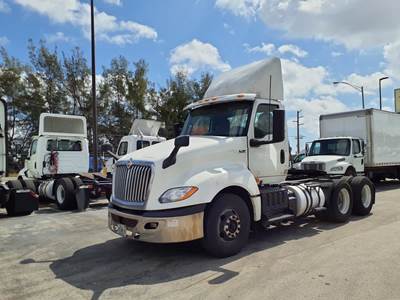 International LT625 Day Cab Truck - 430HP, 10 Speed Automatic