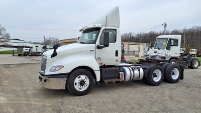 International LT625 Day Cab Truck - 400HP, 10 Speed Automatic