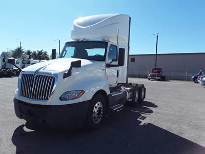 International LT625 Day Cab Truck - 400HP, 12 Speed Automatic