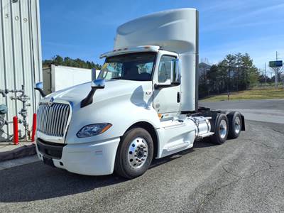 International LT625 Day Cab Truck - 450HP, 12 Speed Automatic