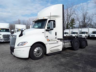 International LT625 Day Cab Truck - 450HP, 12 Speed Automatic