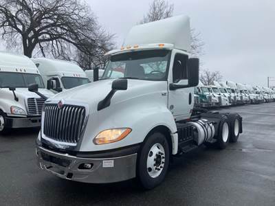 International LT625 Day Cab Truck - 400HP, 10 Speed Automatic